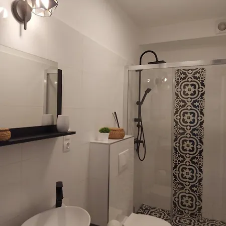Manna Apartment