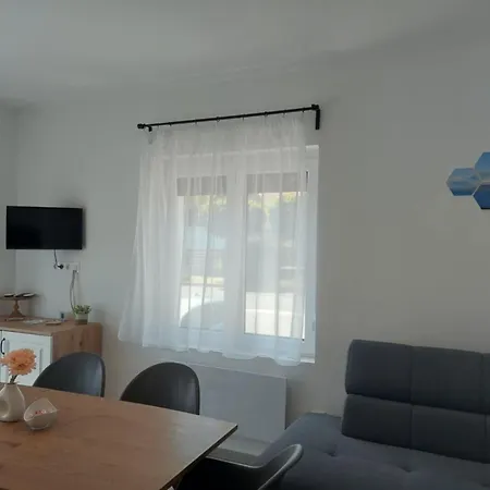 Apartment Manna *