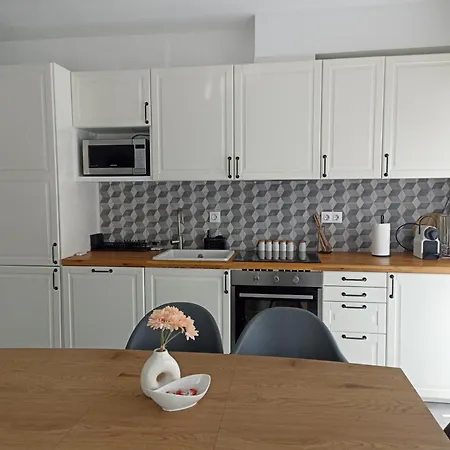 Apartment Manna *